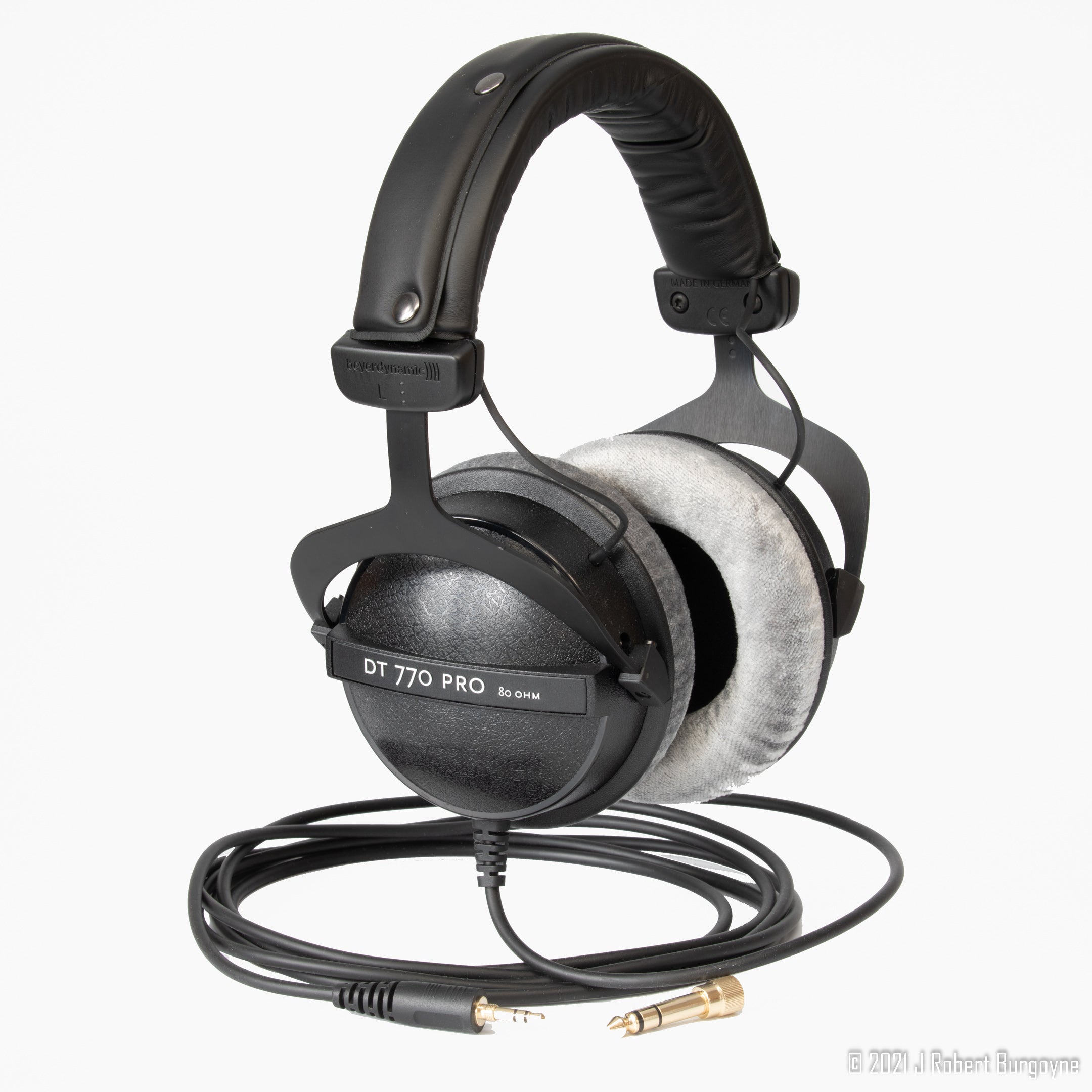 Beyerdynamic DT 770 Pro Headphones - 80 Ohm – True Blade Systems Inc